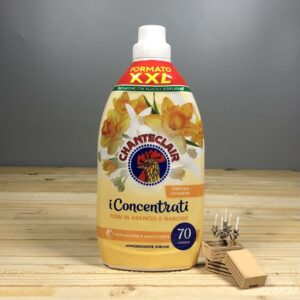 Парфюмований ополіскувач для білизни Chanteclair Concentrati Fiori di Arancio e Narciso - 1.4 л. 70 циклів прання.