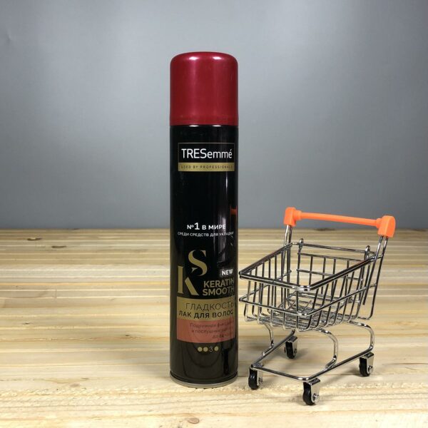 Лак для укладки волосся TRESemme Beauty-full Volume 4 Гладкість для волосся - 250 мл.