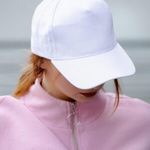 Жіноча Кепка Тракер Without Біла