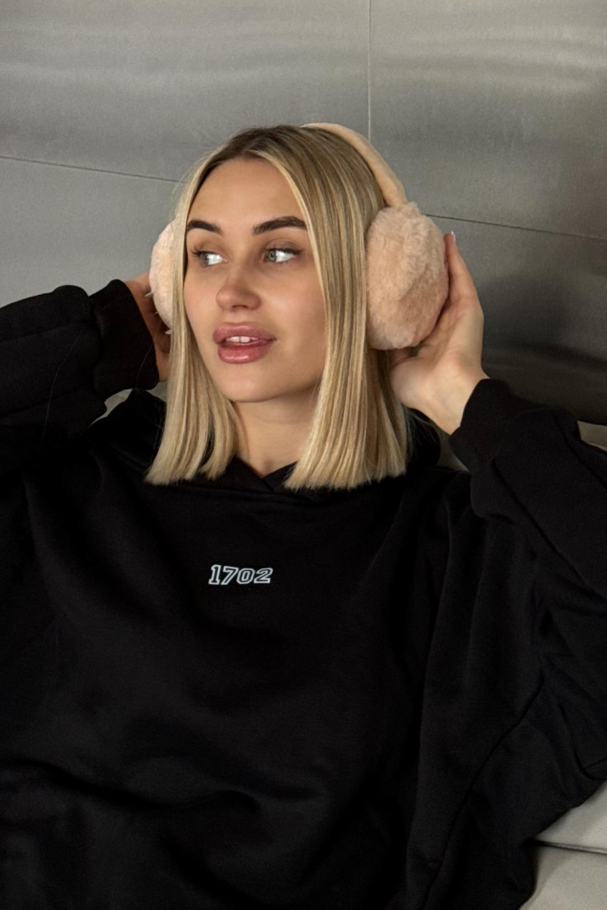 Хутряні Теплі Жіночі Навушники Without Beige