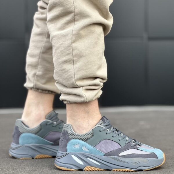 Чоловічі кросівки