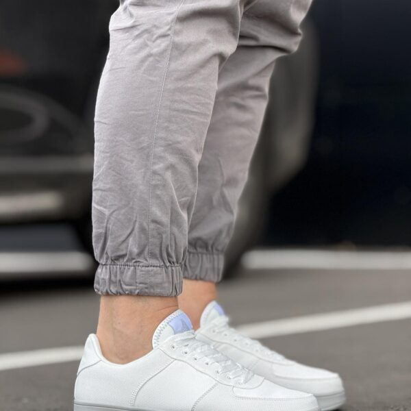 Чоловічі кросівки