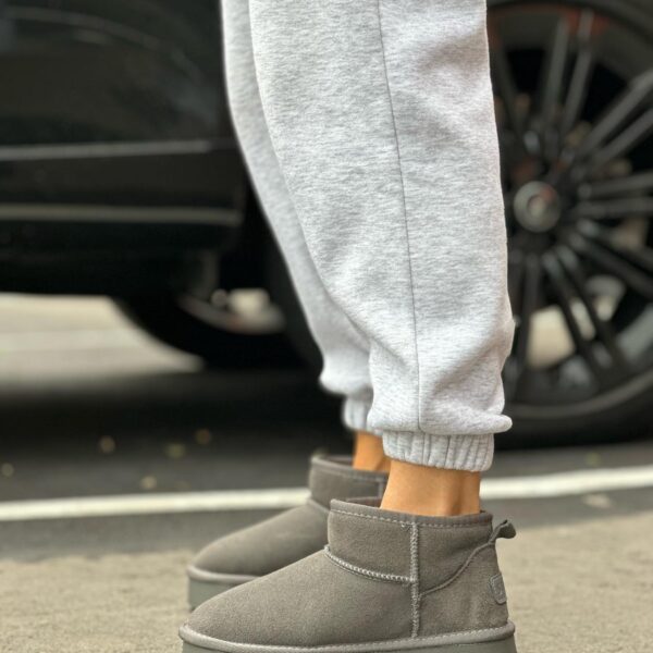 Кросівки зимові